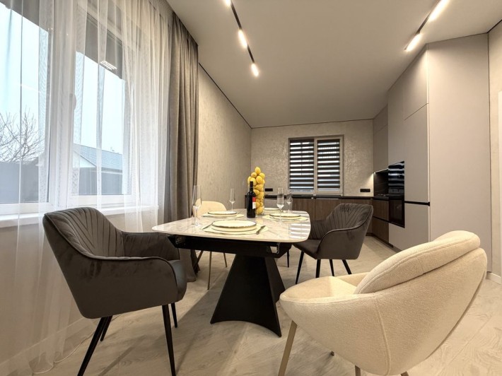 Продаж будинку з ремонтом - фото 1