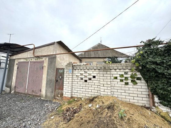 Продажа дома со своим двориком и гаражом возле Эко Маркета Миколаїв