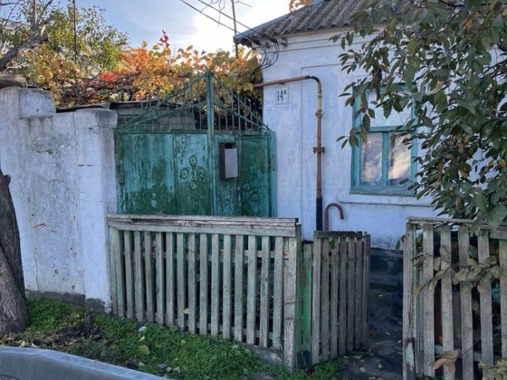Продаю два дома в одном дворе, р/н Херсонского шоссе Николаев