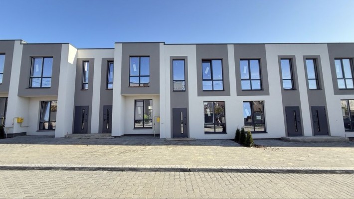 Таунхаус у чорновому стані, новобудова за вигідною ціною. - фото 1