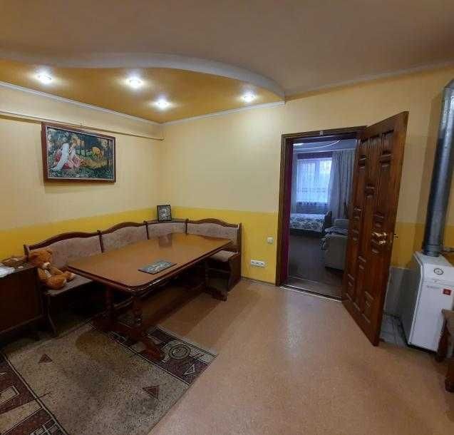 Продам добротний дом у Київському районі на Журавлевке - фото 1