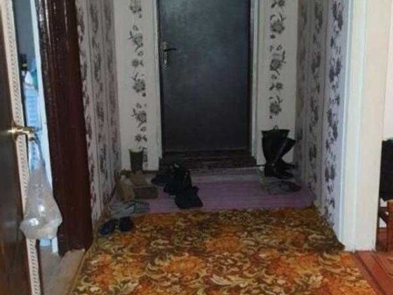 Продам 1/2 частину будинку у дуже гарному стані біля  метро Левада Харьков