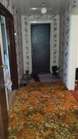 Продам 1/2 частину будинку у дуже гарному стані біля  метро Левада - фото 1