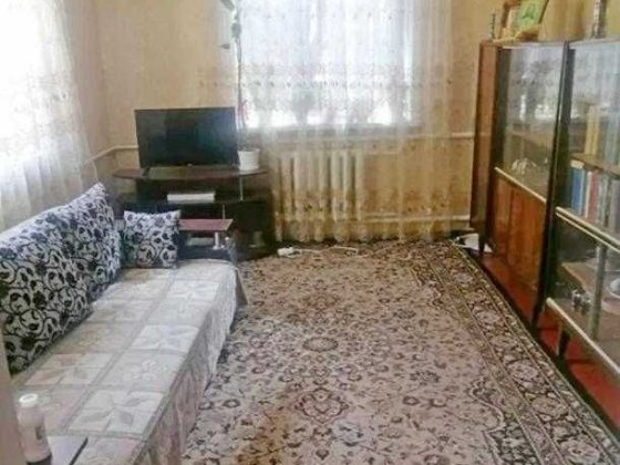 Продам два дома на одном участке в Основ'янскому р, у селищі Жихар. Харьков