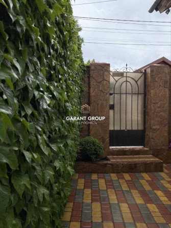 Сучасний будинок з ремонтом у Приморському районі - фото 1