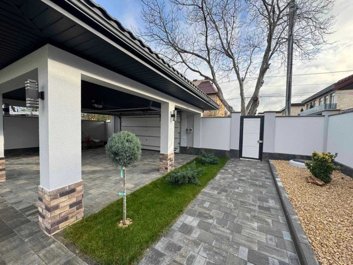 сучасний новий будинок біля моря Київський район - фото 1