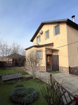 Продам дом в Фонтанке с ремонтом - фото 1