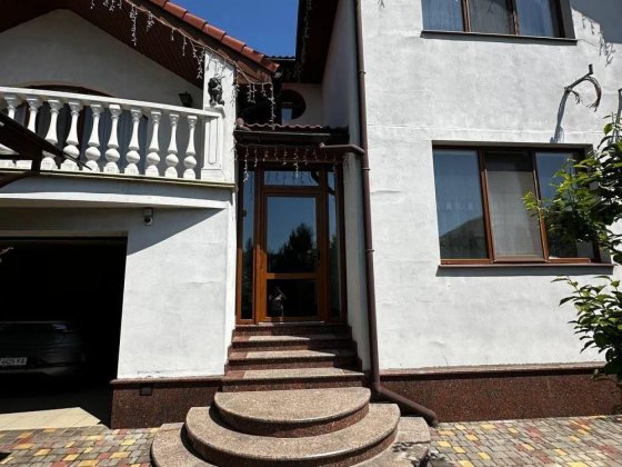 Продажа хозяйского дома в Совиньоне