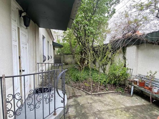 У продажу будинок з офігенною ділянкою 6 cоток госакт вул Львівська !! Одеса