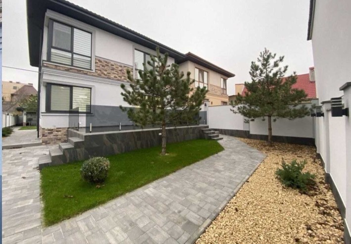 Уютный добротный дом в Киевском районе Одессы.Дача Ковалевского.5.2сот - фото 1