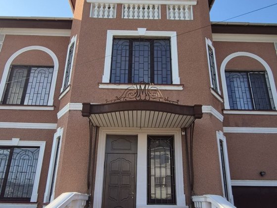 Будинок в класичному англійському стилі. Одеса