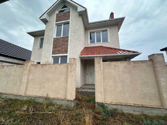 Предлагается к продаже дом под чистовую отделку в Совиньон-2. Одесса