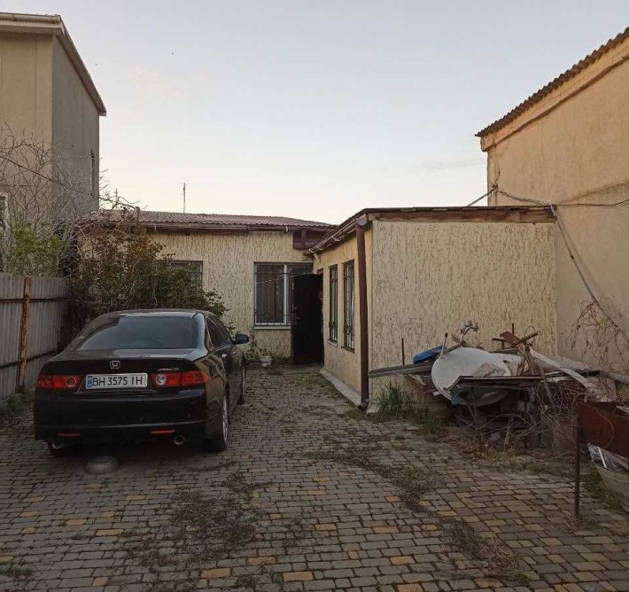 Дом на Пересыпи с заездом - фото 1