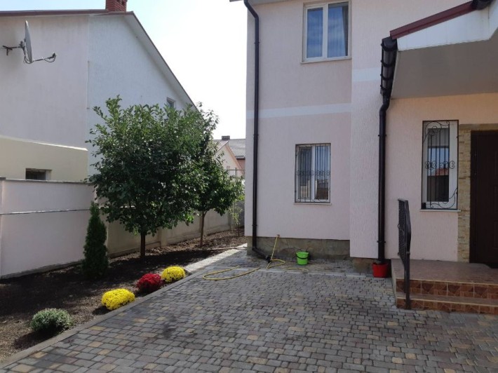 Дом,Червоный хутор / Черноморка - 2 ,отличное предложение,150 кв.м. - фото 1