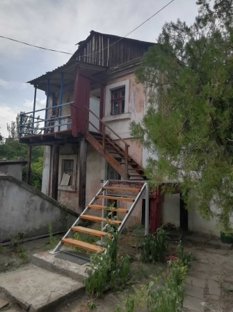 Продается часть дома район Яхт-клуба Шоссейная 3 с участком земли - фото 1