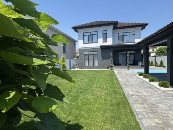 Новый дом в районе 10стБ.Фонтана, современная планировка!