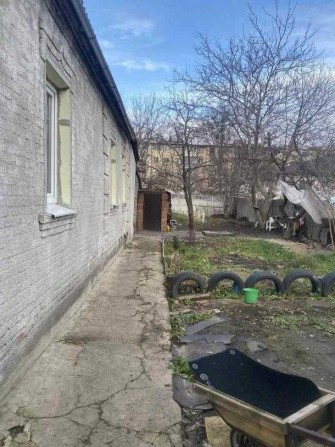 Продам просторий будинок на ХТЗ - фото 1