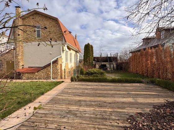 Шикарная цена на дом, 5,8 соток земли с баней Одеса