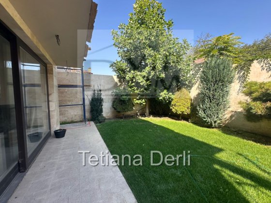 Дом в Одессе, возле моря. Фонтан