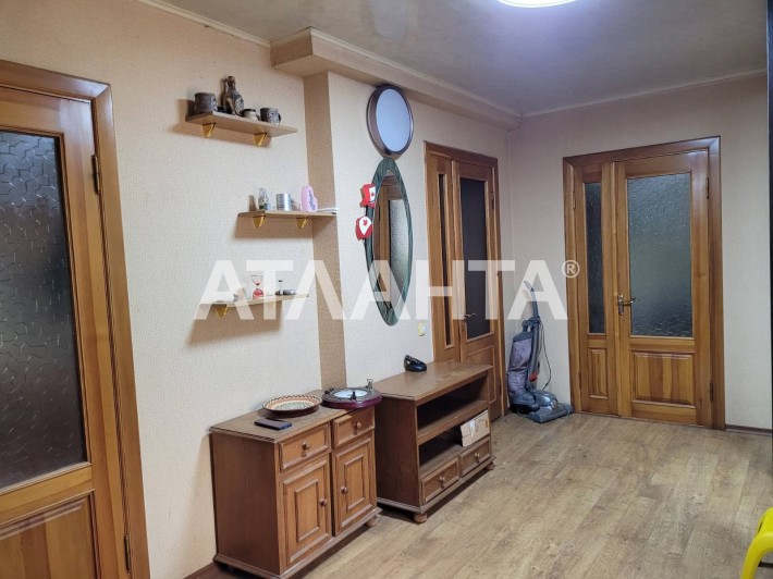 Большой дом на Слободке с гаражами и бассейном - фото 1