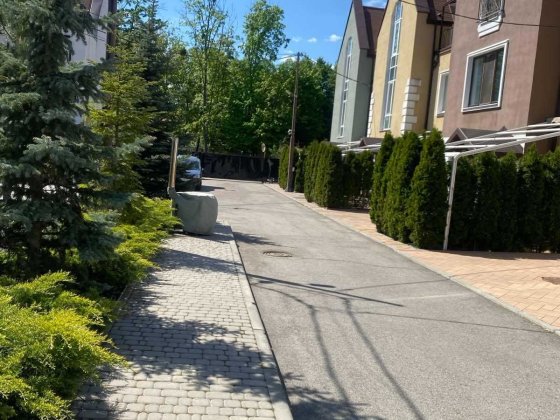 Продам таунхаус ЖК"Журавлевская Слобода" 209 м., 3 поверхи, закр. тер. Харьков