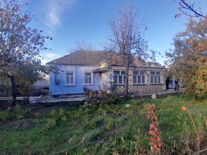 Продається будинок з великою земельною ділянкою в Матвіївці - фото 1