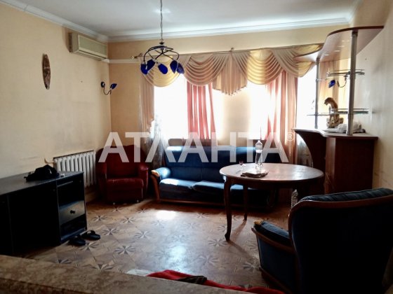 Продам дом на 7 сотках земли на Ленпоселке, ул. Житомирская Одесса