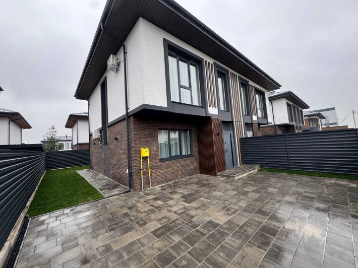 Дуплекс з ремонтом, меблями та підвалом у передмісті Києва - фото 1