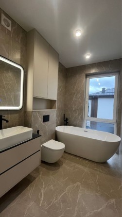 Квадробудинок Петропавлівська Борщагівка - фото 1