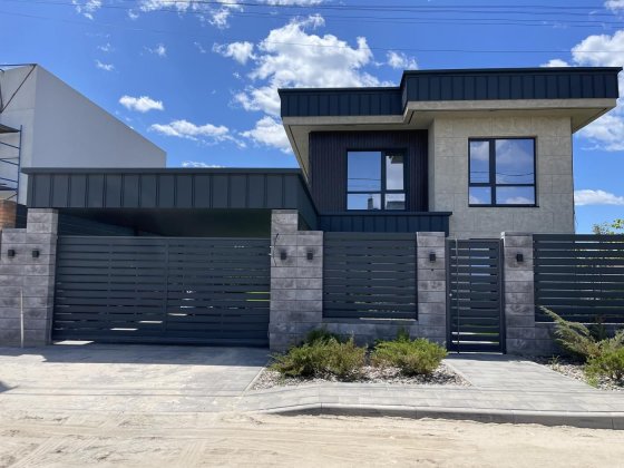 Будинок з меблями в Петропавлівці, ТОП-комплектація Петропавловская Борщаговка