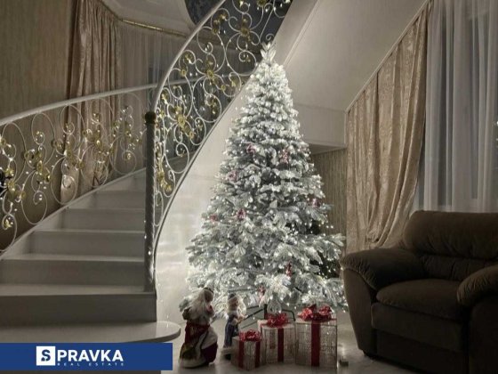 Капитальный дом с ремонтом, 200кв.м. в "Золотом треугольнике" Одеса