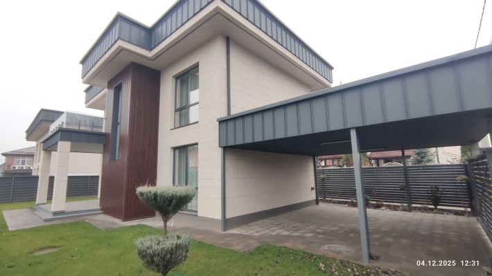 Продам будинок з ремонтом, меблями. Київ - фото 1