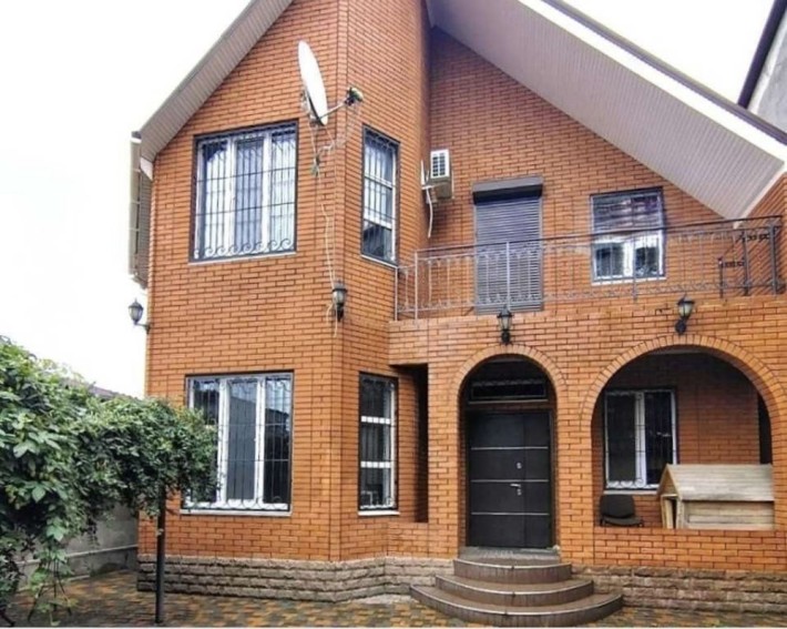 Добротный Дом район Дома Мебели  Госакт на землю 3 сотки - фото 1