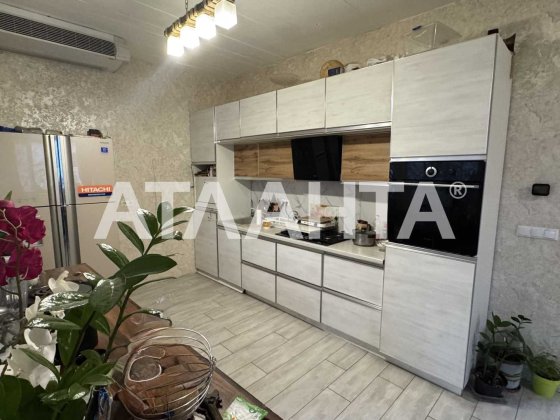 У продажу сучасний будинок з євроремонтом та меблями на Чубаївці! Одеса