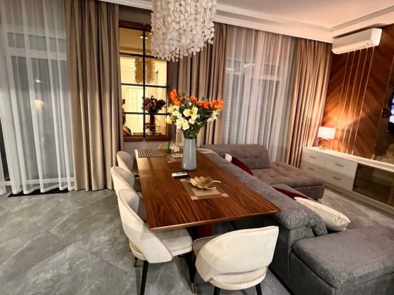 Продам новый дом  без комиссии бассейн с подогревом Одесса