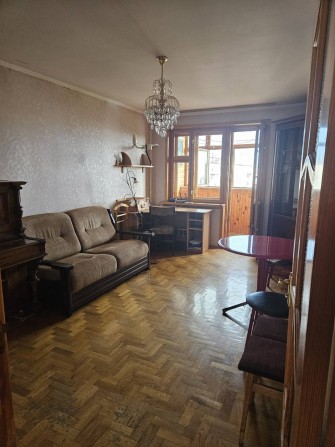 Оренда 3 кім.кв. в м. Київ по площі Оболонська 5 - фото 1