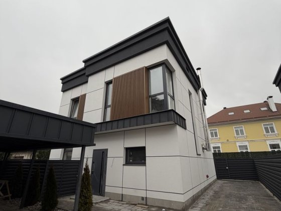 Продаж окремого будинку в с. Петропавлівська Борщагівка Петропавлівська Борщагівка