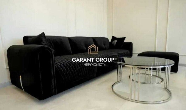 Сучасний будинок / Фонтан / Київський район - фото 1