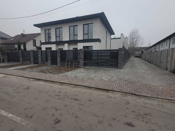 Продається Дуплекс в Петропавлівській Борщагівці у ТОП-локації Петропавлівська Борщагівка