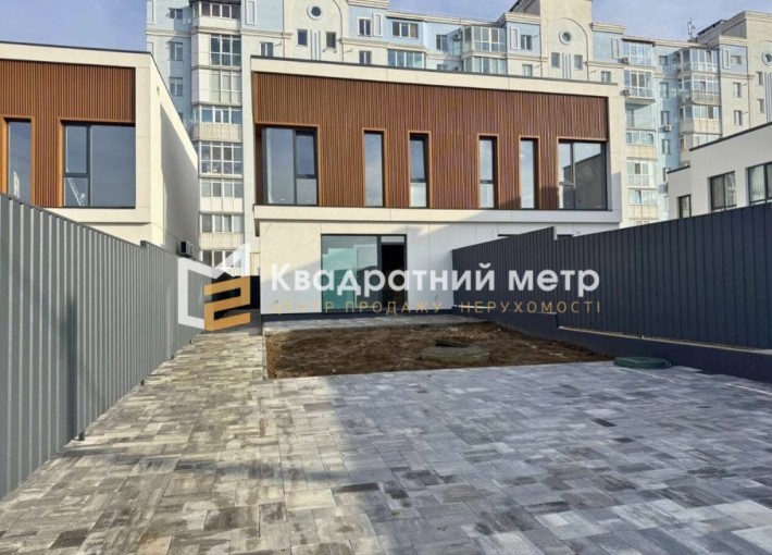 Продаж дуплекса з ремонтом в Петропавлівській Борщагівці - фото 1