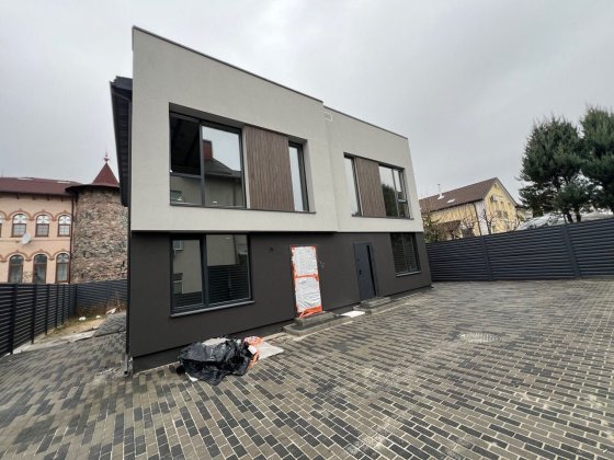 Прекрасний дуплекс Петропавлівська Борщагівка з чудовим розташуванням Петропавлівська Борщагівка