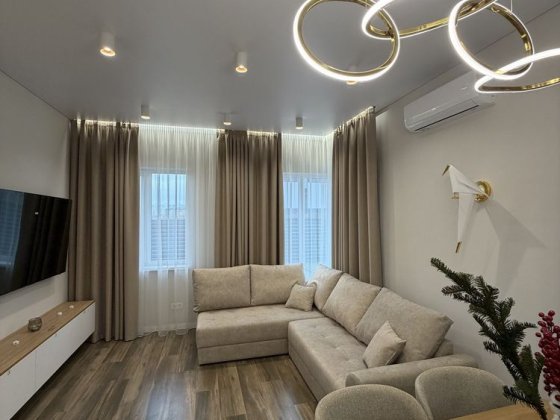 В продажі квадрекс зі стильним ремонтом Петропавлівська Борщагівка