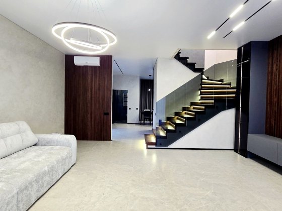 Продаж Будинку | Дуплекса | З Ремонтом | Центральні Комунікації Петропавловская Борщаговка