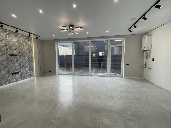 Продається дуплекс з ремонтом в Петропавлівській Борщагівці - фото 1