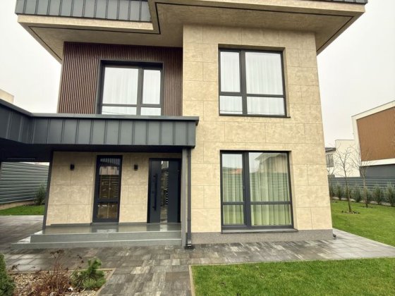 Будинок 2поверхи Петропавлівська БЕЗ КОМІСІЇ 185м2 10 соток бассейн Петропавлівська Борщагівка