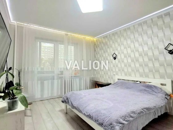 Продаж 3-кімнатної квартири Троєщина, вул Оноре де Бальзака Київ