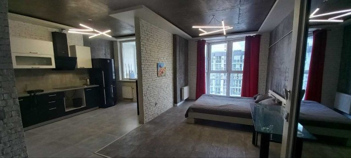 Владелец. 1к, 45кв.м, лофт/openspace, видовая, Драгоманова 2А - фото 1