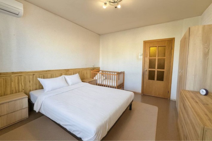 Квартира 77м2 біля метро Харківське. Без комісії - фото 1