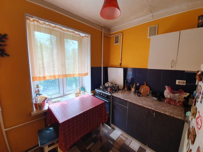 Метро Звіринецька, бульв Міхновського 8, поруч метро Либідська, Новус - фото 1