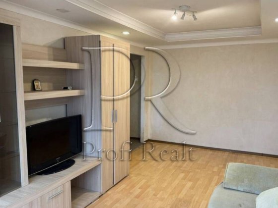 Продаж 1 кімнатно на Оболоні, Левка Лукяненка, 1, метро Оболонь Киев